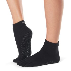 Noir | Thick Non-Slip Socks | Black | ToeSox